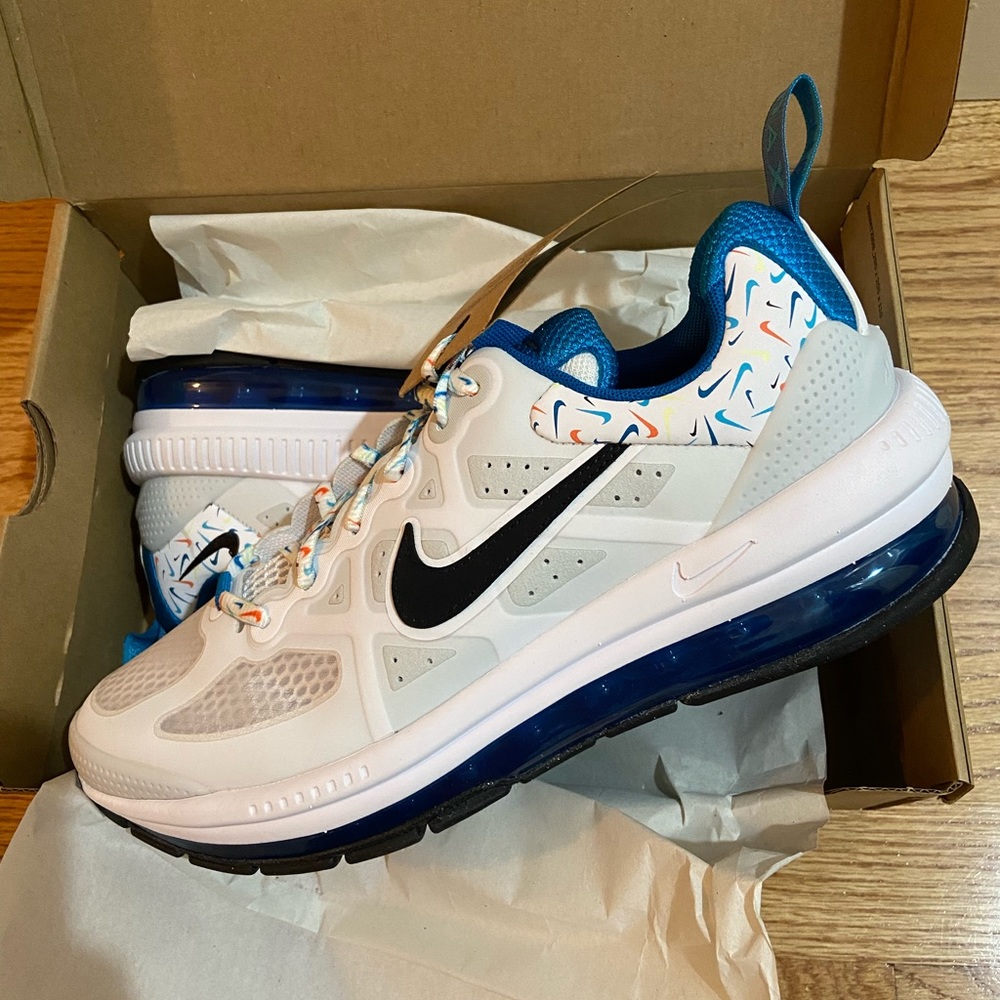 Brand New Nike Air Max Genome - Picture 2 of 6